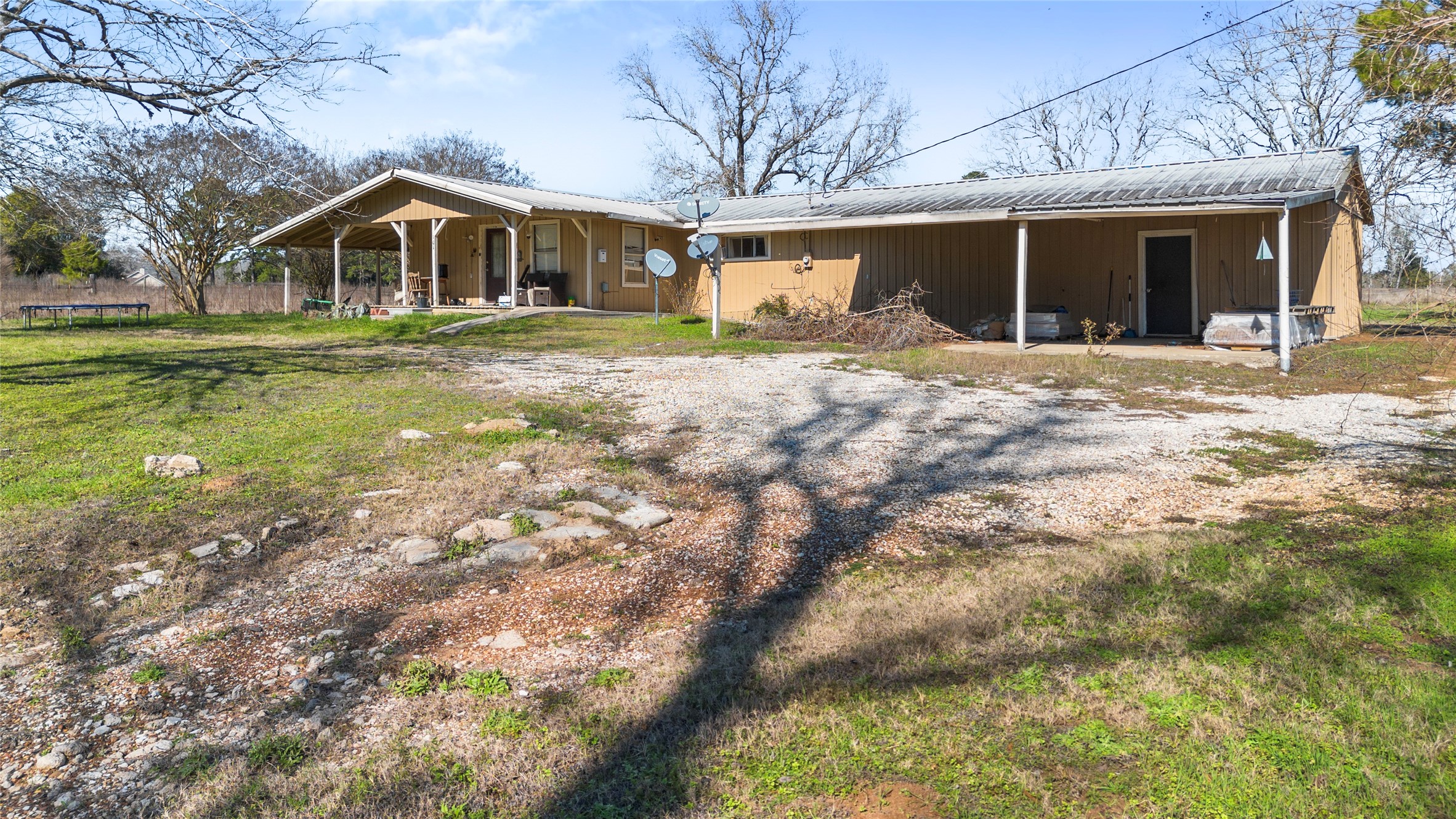 101 A J Murry Road Cleveland, TX 77328 - Photo 5 of 6 Front of home