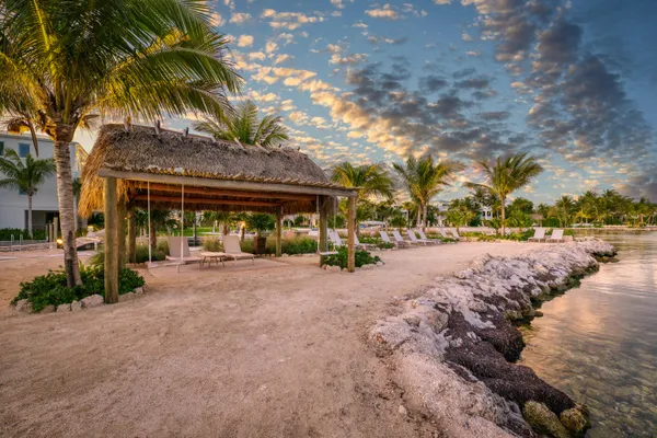 $3,800,000 | 82779 Old Highway, Unit 15, Islamorada, FL 33036