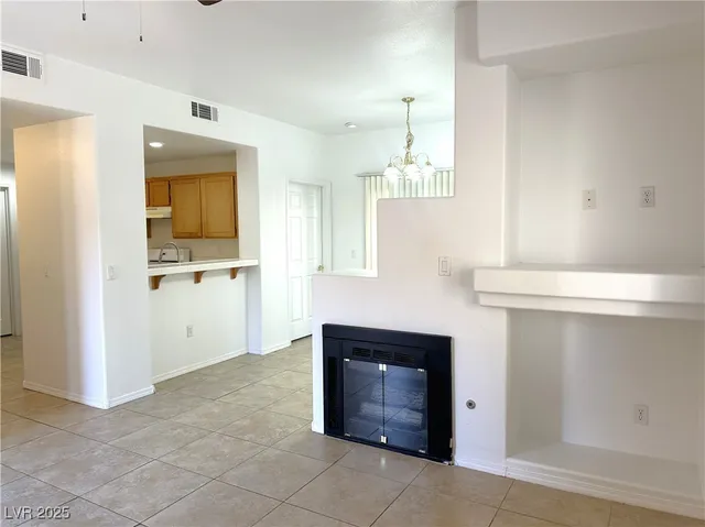 $1,395 | 8501 West University Avenue, Unit 1071, Las Vegas, NV 89147