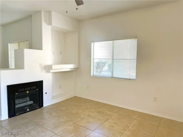 $1,395 | 8501 West University Avenue, Unit 1071, Las Vegas, NV 89147