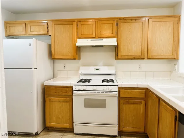 $1,395 | 8501 West University Avenue, Unit 1071, Las Vegas, NV 89147