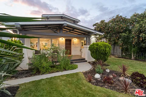 $1,179,000 | 2209 West Boulevard, Los Angeles, CA 90016