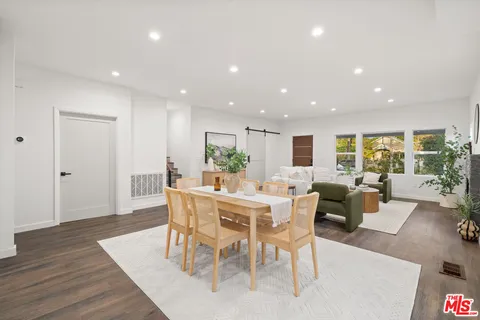 $1,179,000 | 2209 West Boulevard, Los Angeles, CA 90016