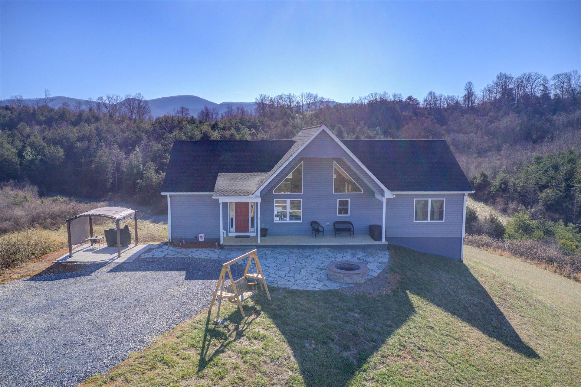 950 Longfield Road Fincastle, VA 24090 - Photo 1 of 51 01-0113-14