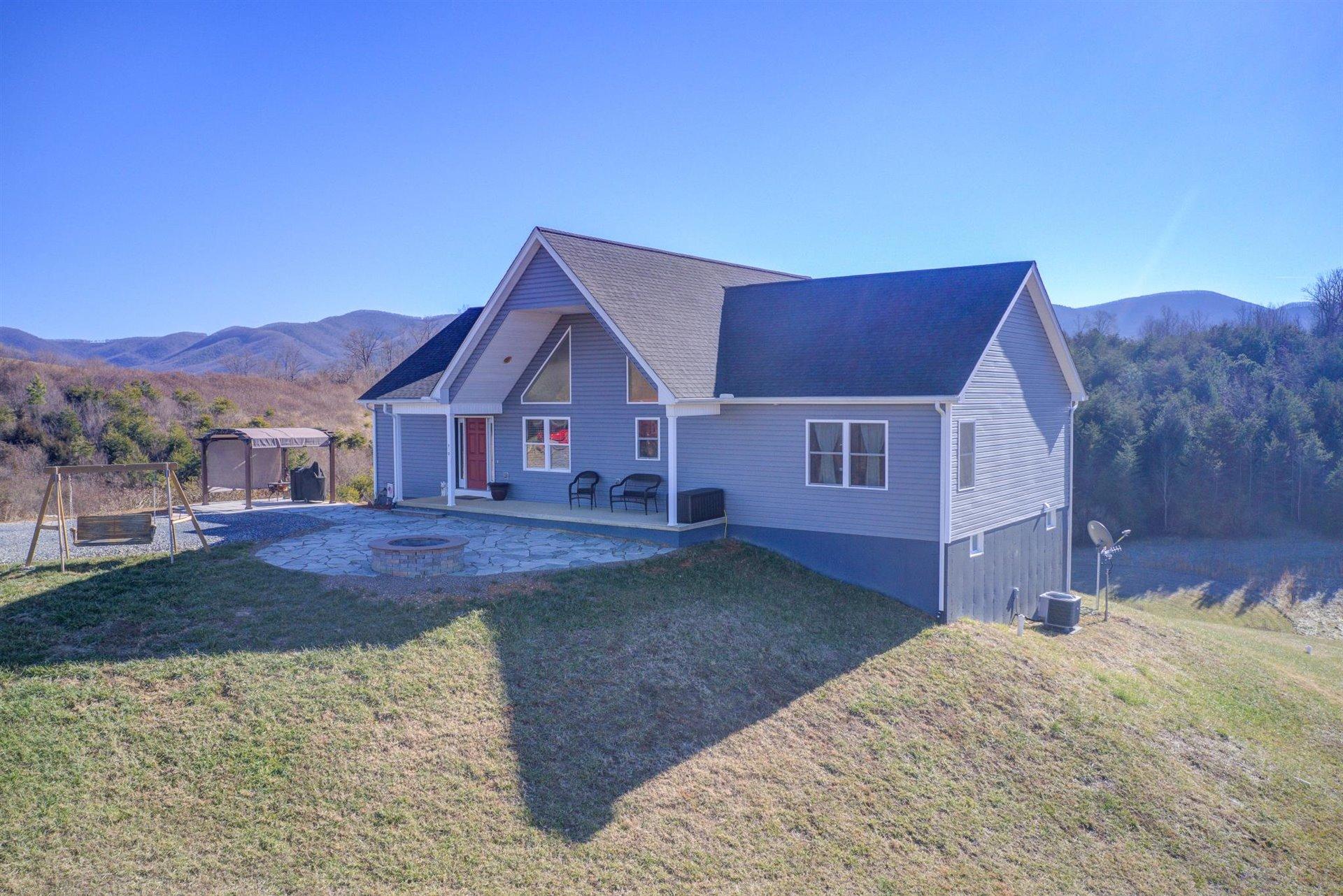 950 Longfield Road Fincastle, VA 24090 - Photo 2 of 51 02-0113-15