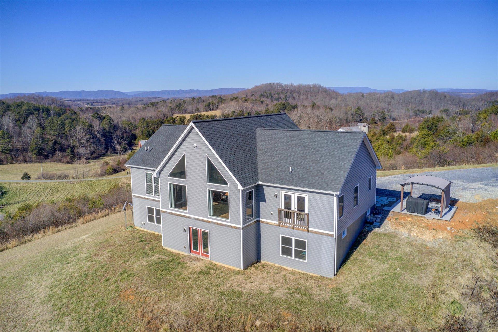 950 Longfield Road Fincastle, VA 24090 - Photo 7 of 51 07-0113-8