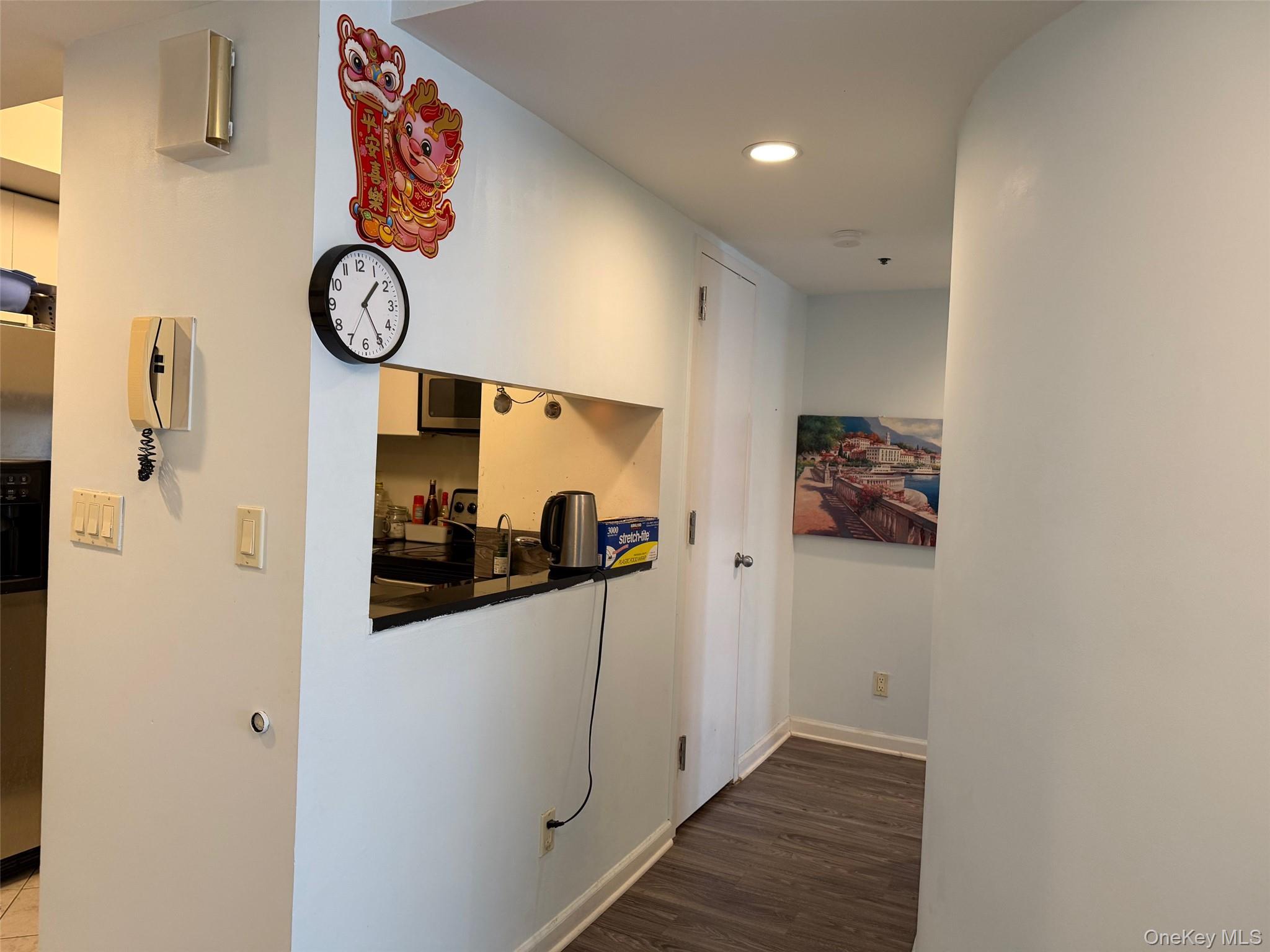 88 Cutter Mill Road, Unit 308 Great Neck, NY 11021 - Photo 7 of 15