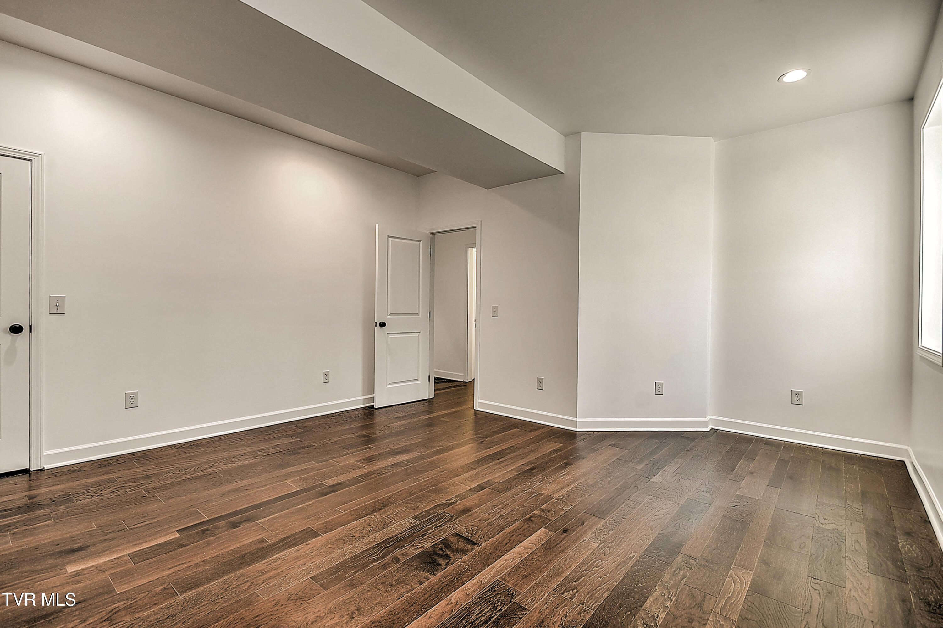 143 Daniel Lane Elizabethton, TN 37643 - Photo 22 of 41 143 Daniels Ln MB-24