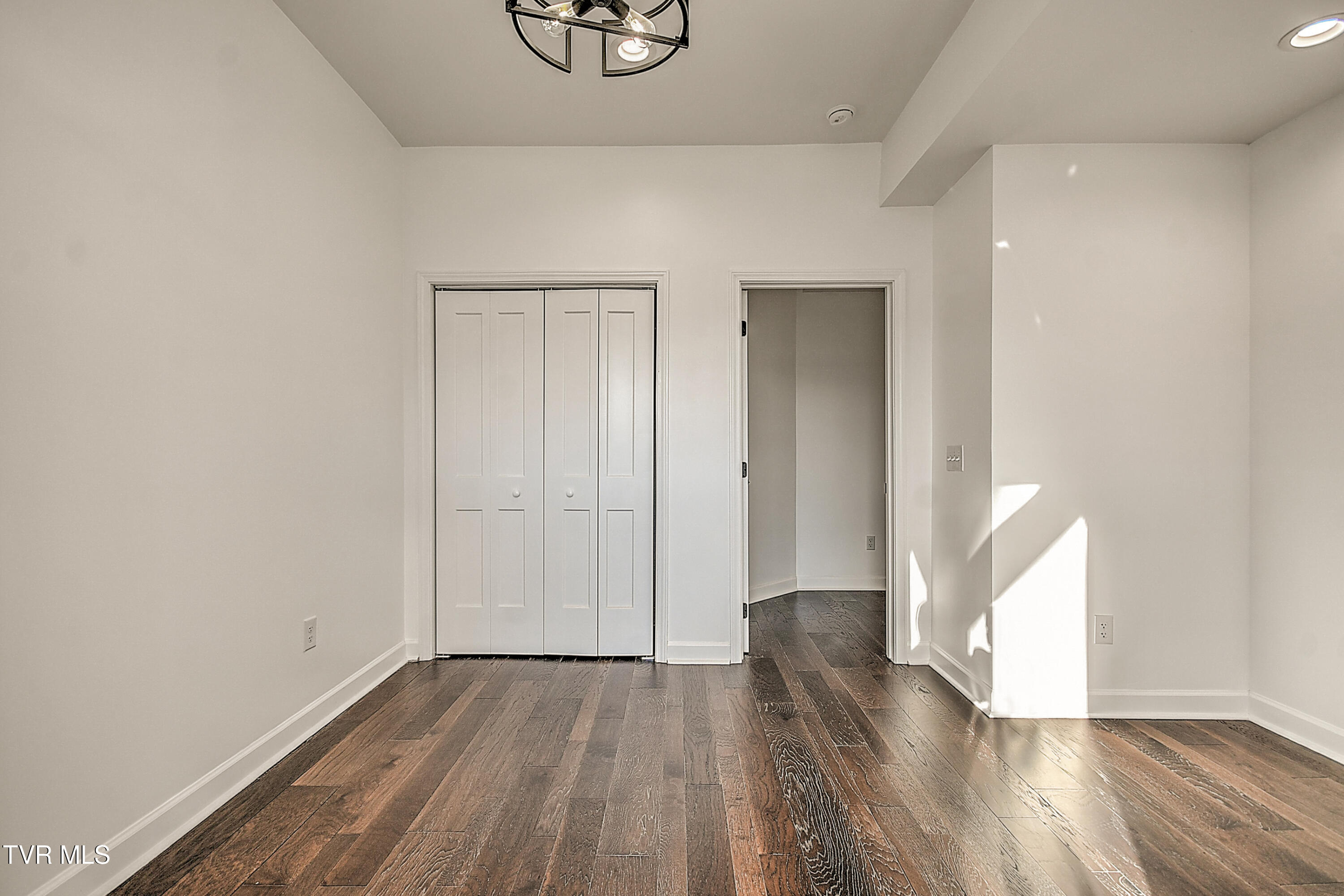 143 Daniel Lane Elizabethton, TN 37643 - Photo 29 of 41 143 Daniels Ln MB-31