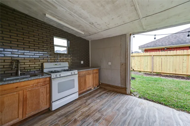 $2,895 | 11906 Dinosaur Valley Drive, Sugar Land, TX 77498