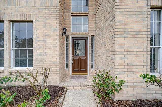 $2,895 | 11906 Dinosaur Valley Drive, Sugar Land, TX 77498