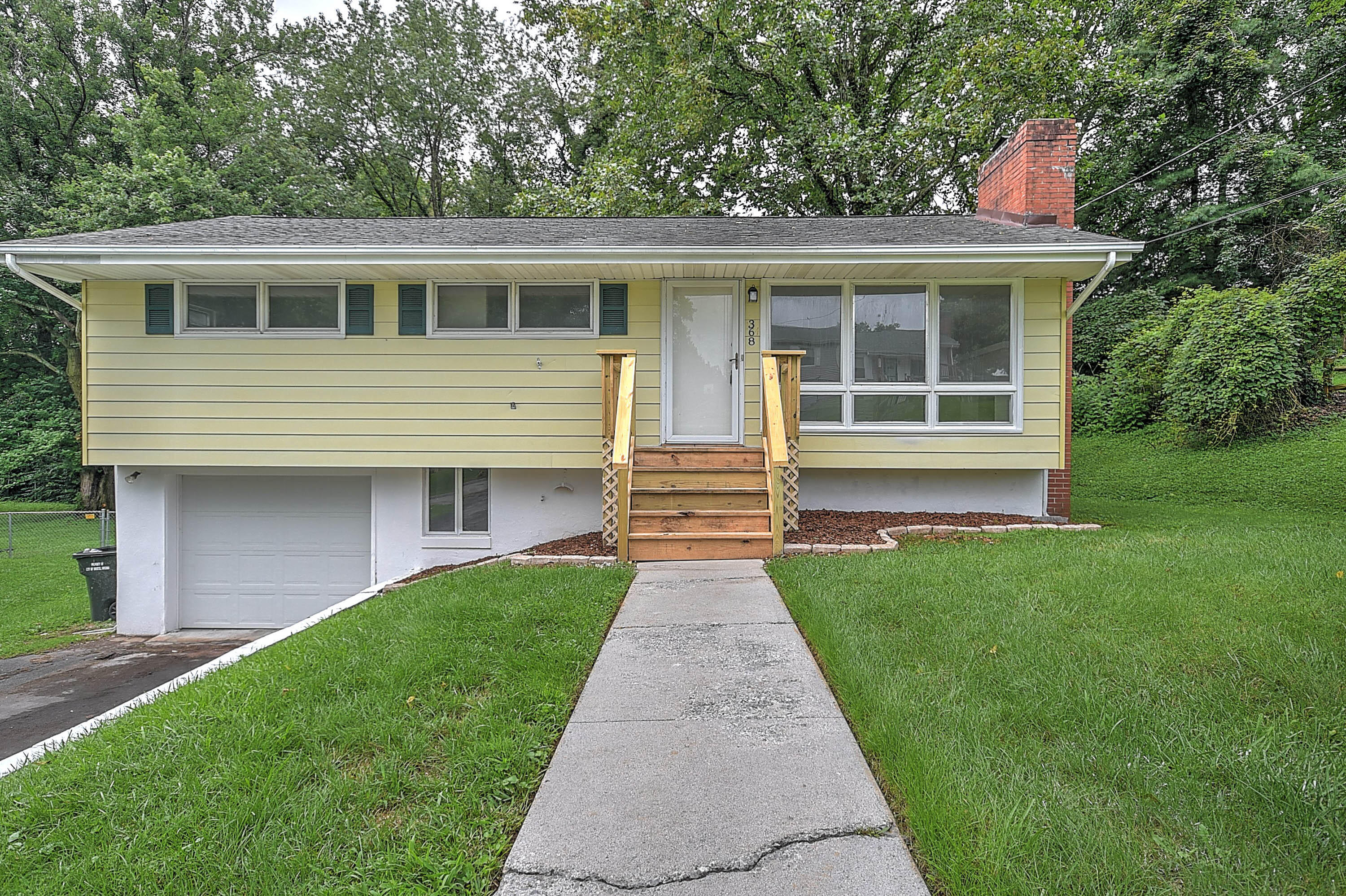 368 Robin Circle Bristol, VA 24202 - Photo 1 of 39 Robin Circle_-3