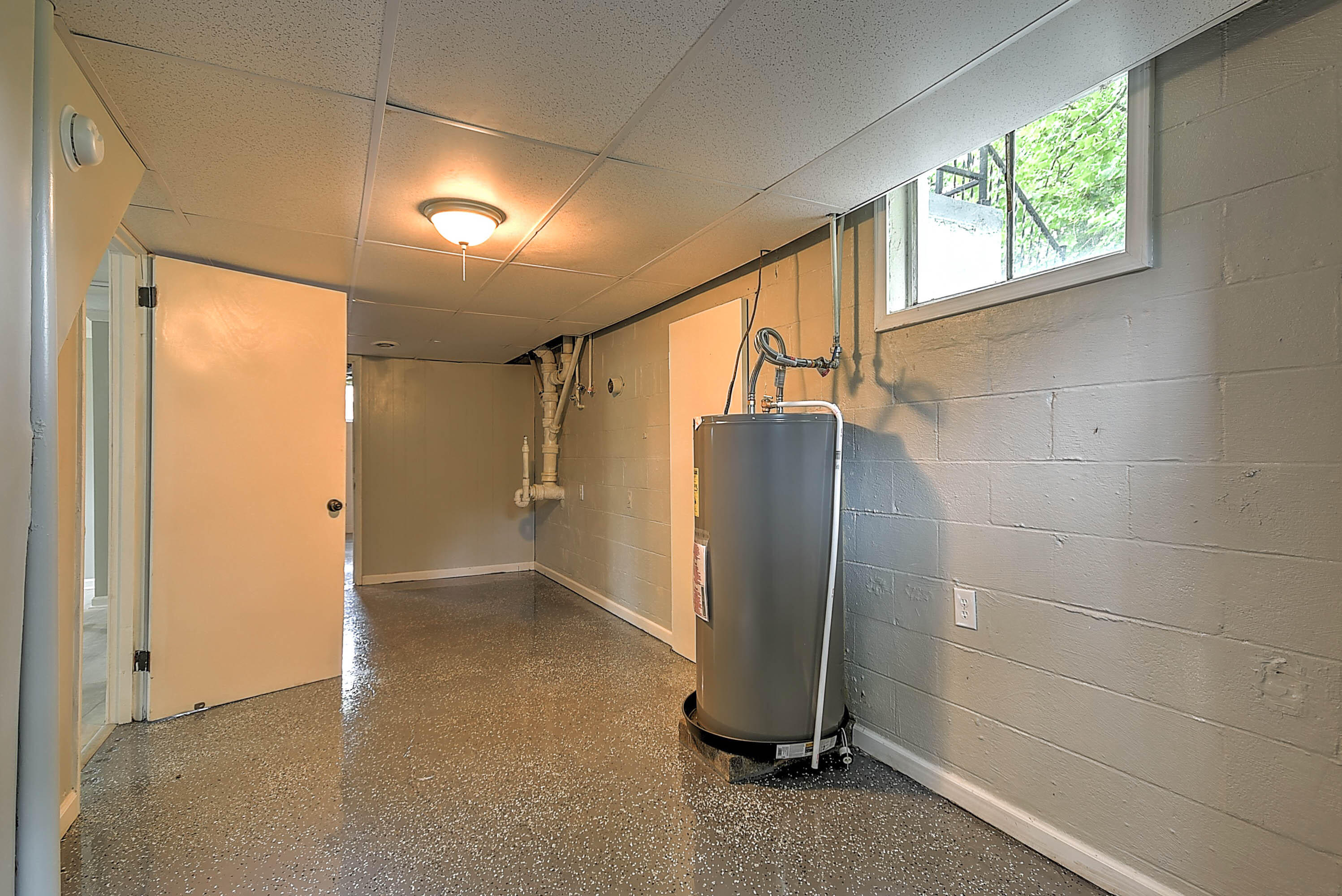 368 Robin Circle Bristol, VA 24202 - Photo 34 of 39 Robin Circle_-34