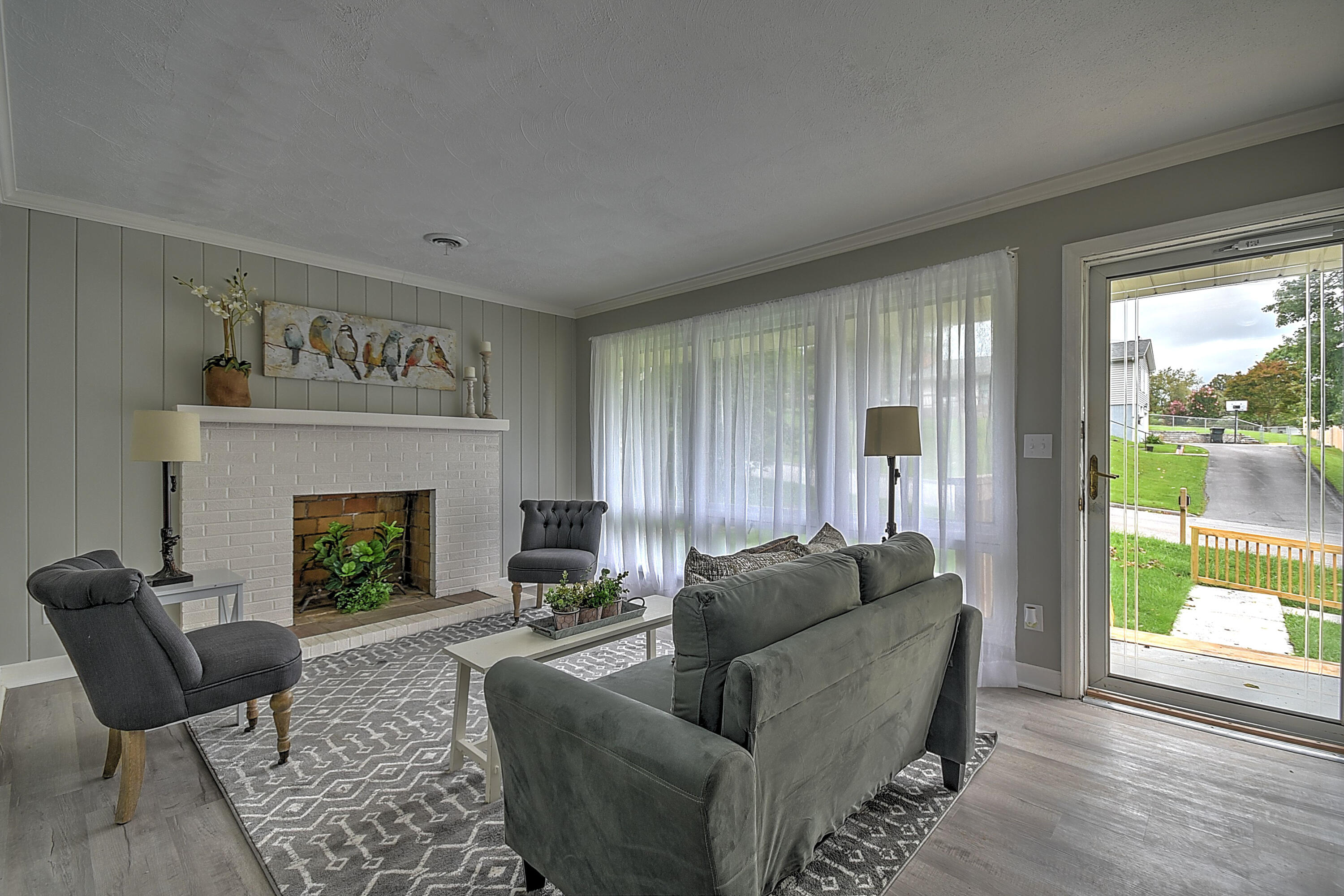 368 Robin Circle Bristol, VA 24202 - Photo 5 of 39 Robin-3