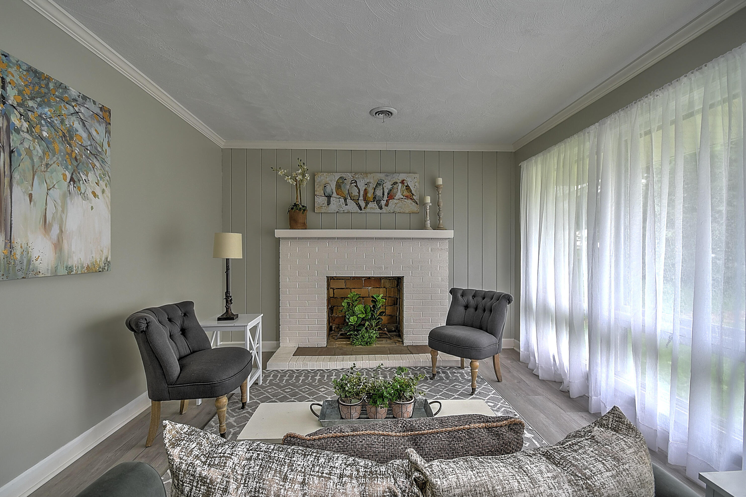 368 Robin Circle Bristol, VA 24202 - Photo 6 of 39 Robin-2