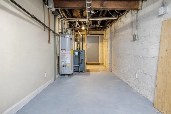 $1,399,888 | 164-04 33rd Avenue | Murray Hill - Flushing