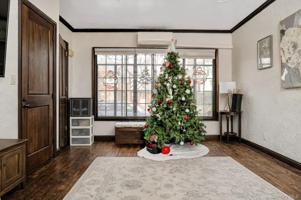 $1,399,888 | 164-04 33rd Avenue | Murray Hill - Flushing