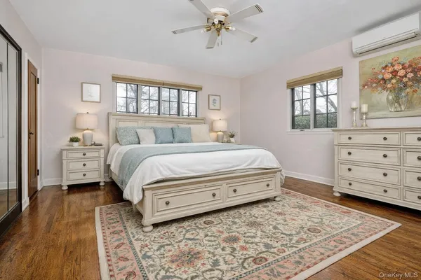 $1,399,888 | 164-04 33rd Avenue | Murray Hill - Flushing