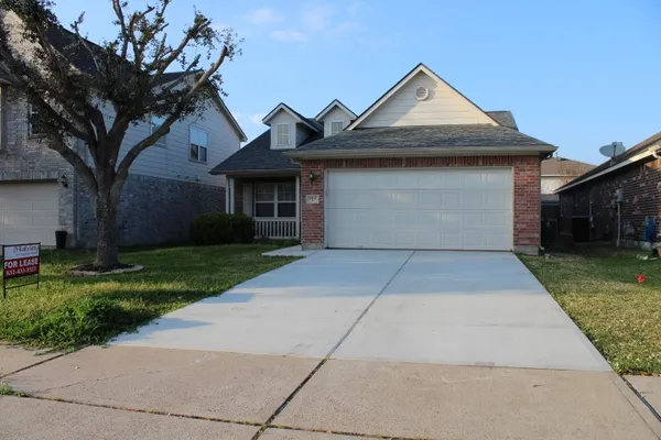 $2,100 | 18114 Surrey Lake Lane, Richmond, TX 77407