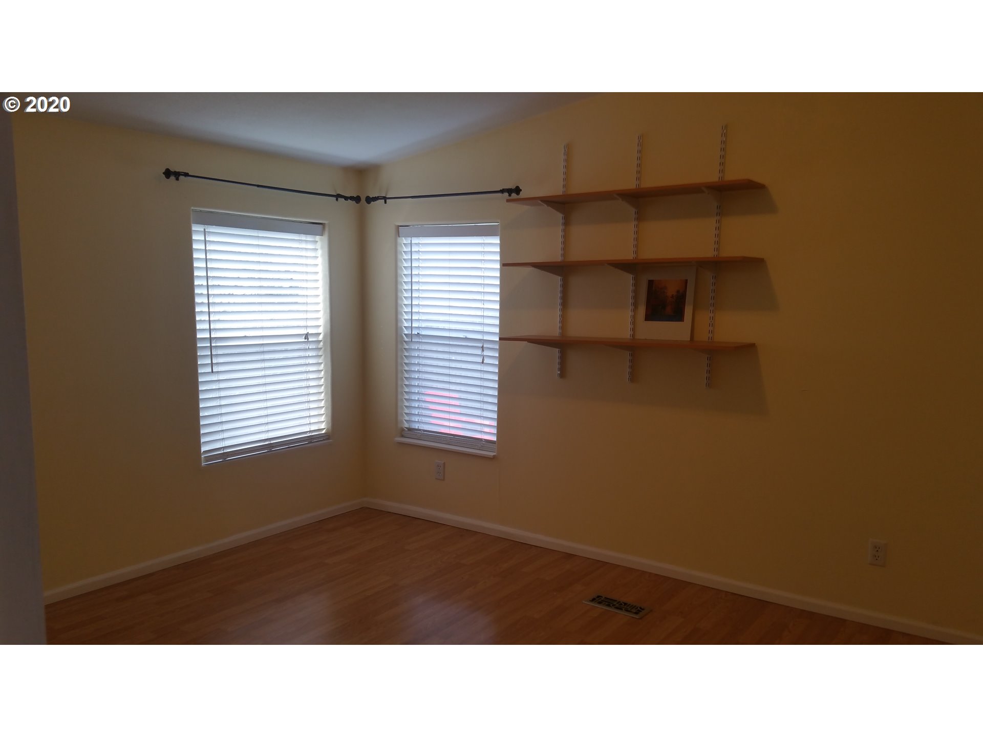 1000 Northeast Wilsonville Road, Unit 2 Newberg, OR 97132 - Photo 11 of 31 Gallery Image 11