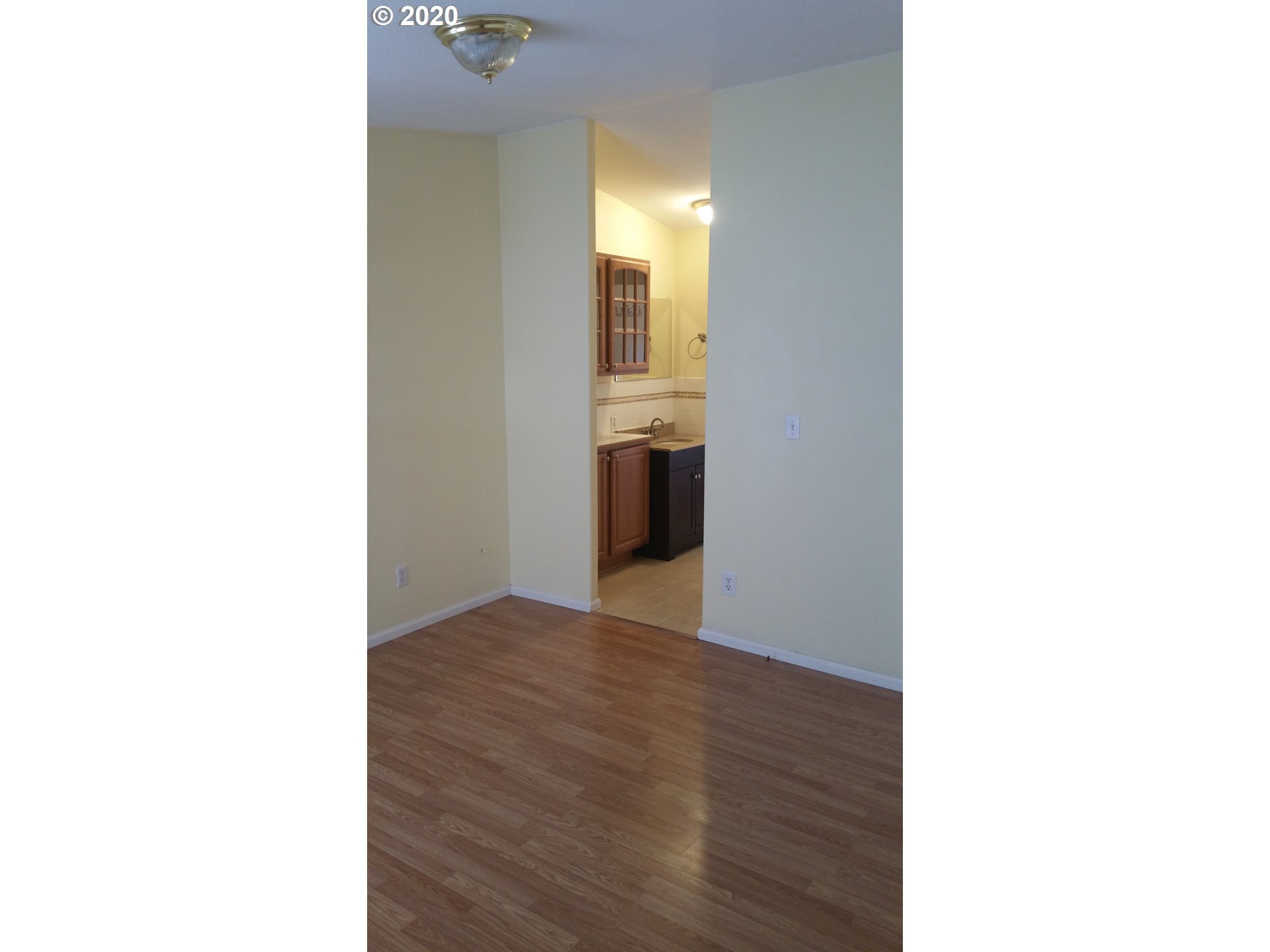 1000 Northeast Wilsonville Road, Unit 2 Newberg, OR 97132 - Photo 12 of 31 Gallery Image 12