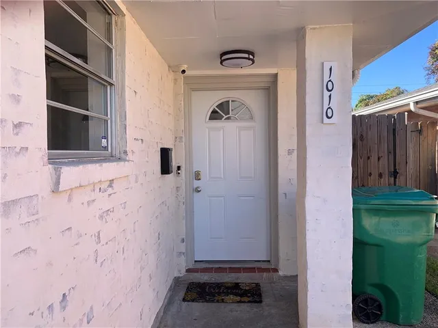 $2,000 | 1010 Carrollton Avenue, Metairie, LA 70005