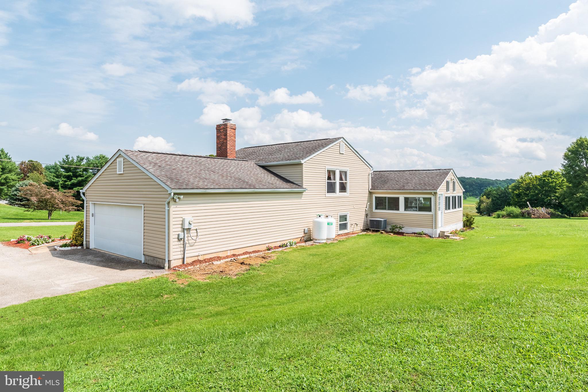4 Dutton Road New Freedom, PA 17349 - Photo 38 of 44 Gallery Image 38
