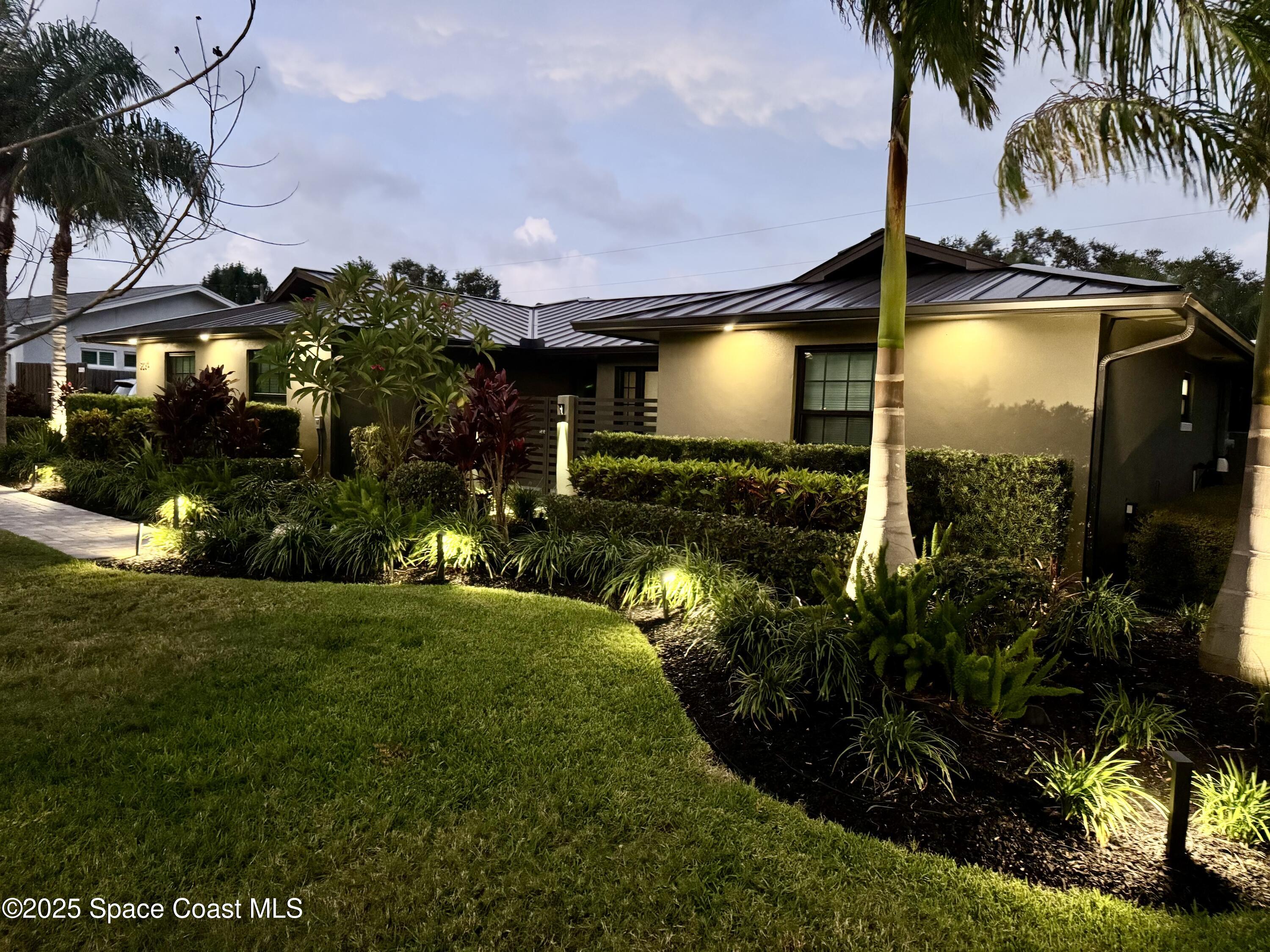 3204 Nottingham Lane Cocoa, FL 32926 - Photo 4 of 36 a view of a backyard