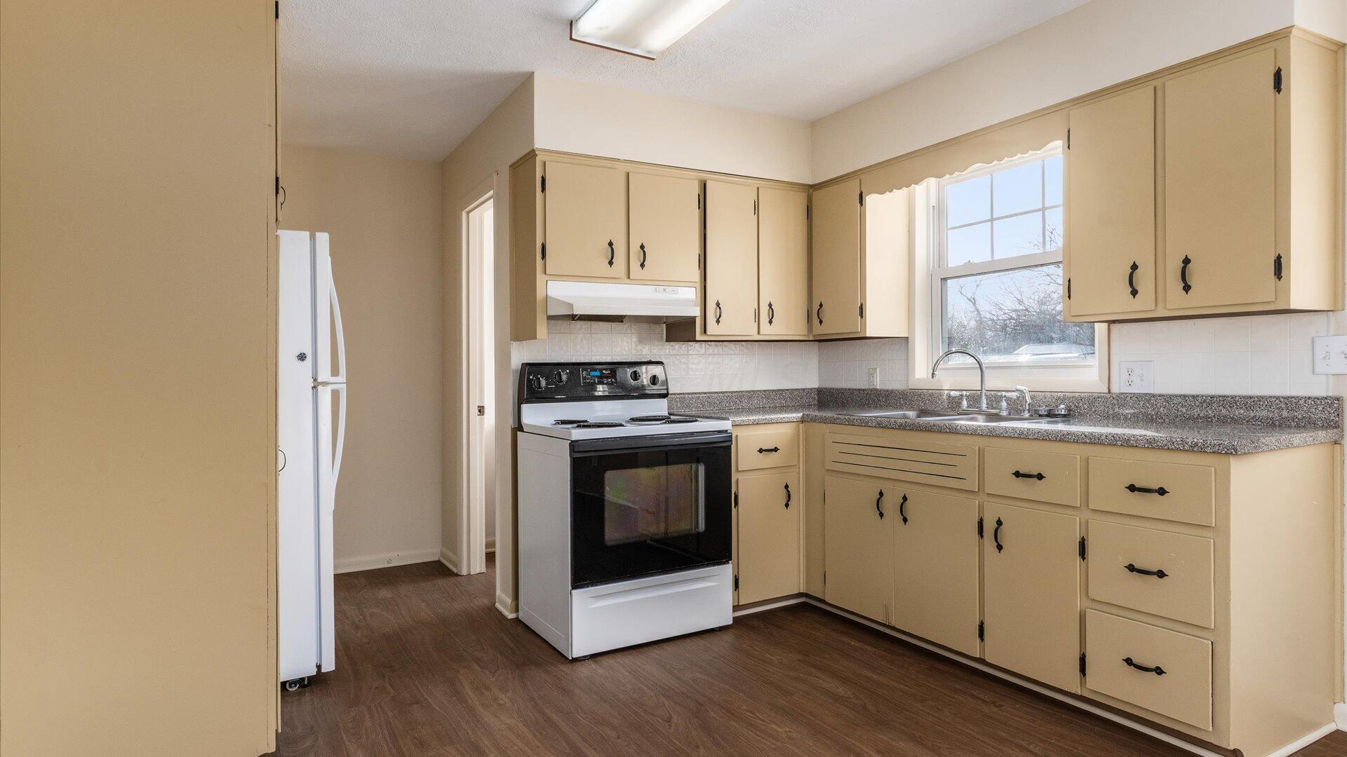 6295 Dresden Road Zanesville, OH 43701 - Photo 6 of 43 07-zj 6295 Dresden Rd003