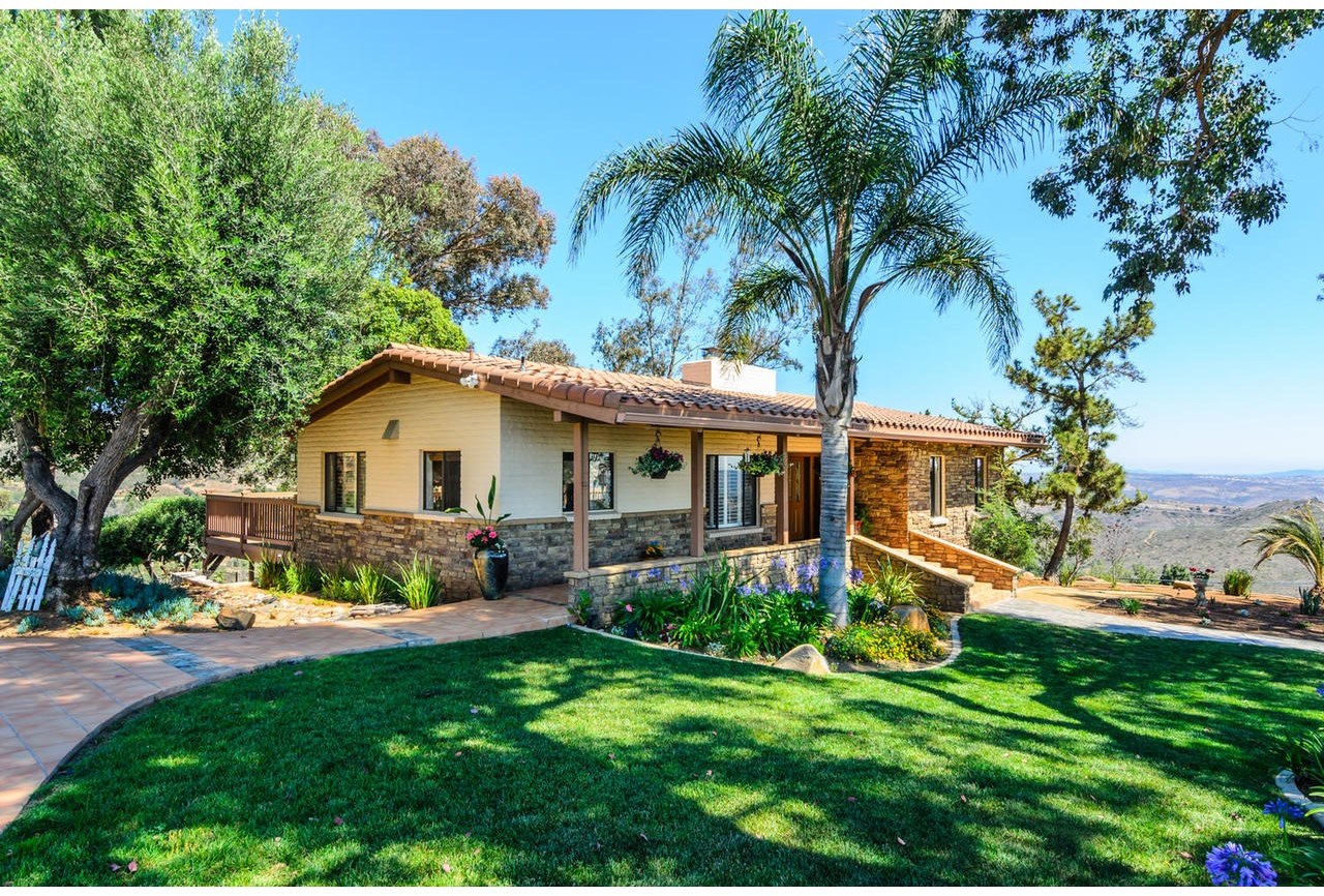 15454 Markar Road Poway, CA 92064 - Photo 5 of 25