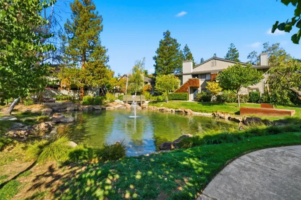 a view of a lake with houses