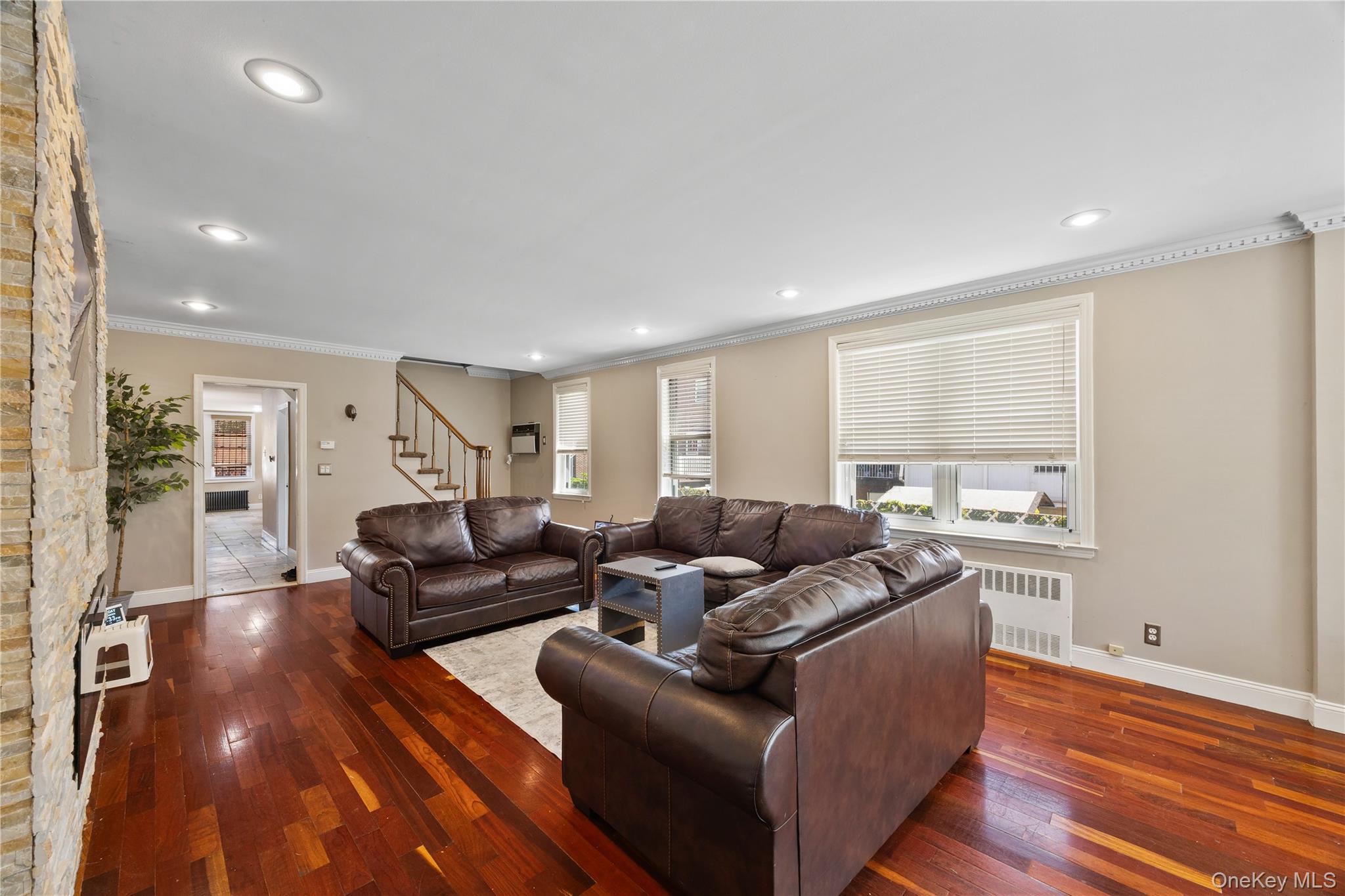 2328 Williamsbridge Road Bronx, NY 10469 - Photo 9 of 50