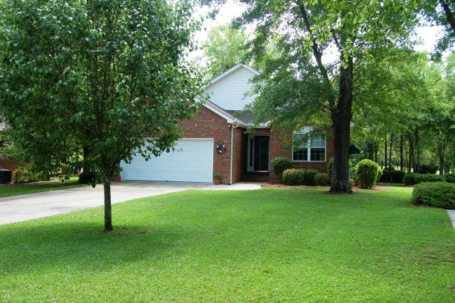 114 Oakview Circle Manning, SC 29102 - Photo 1 of 1 Gallery Image 1