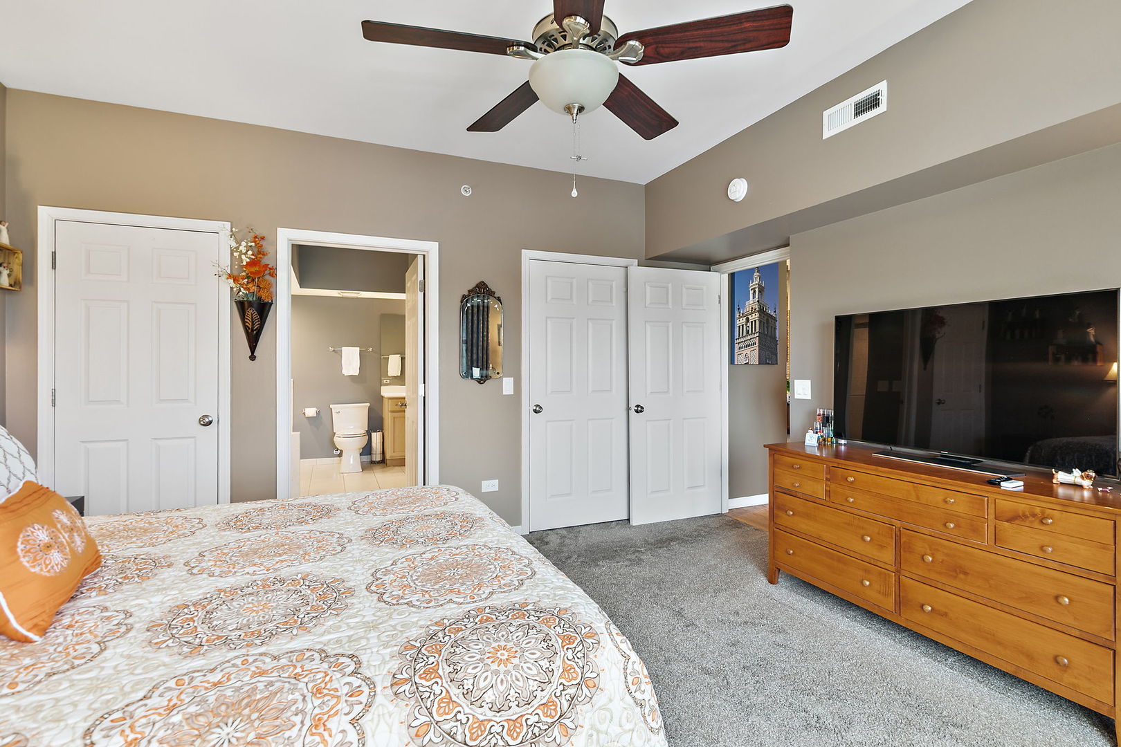 104 North Plum Grove Road, Unit 504 Palatine, IL 60067 - Photo 16 of 32