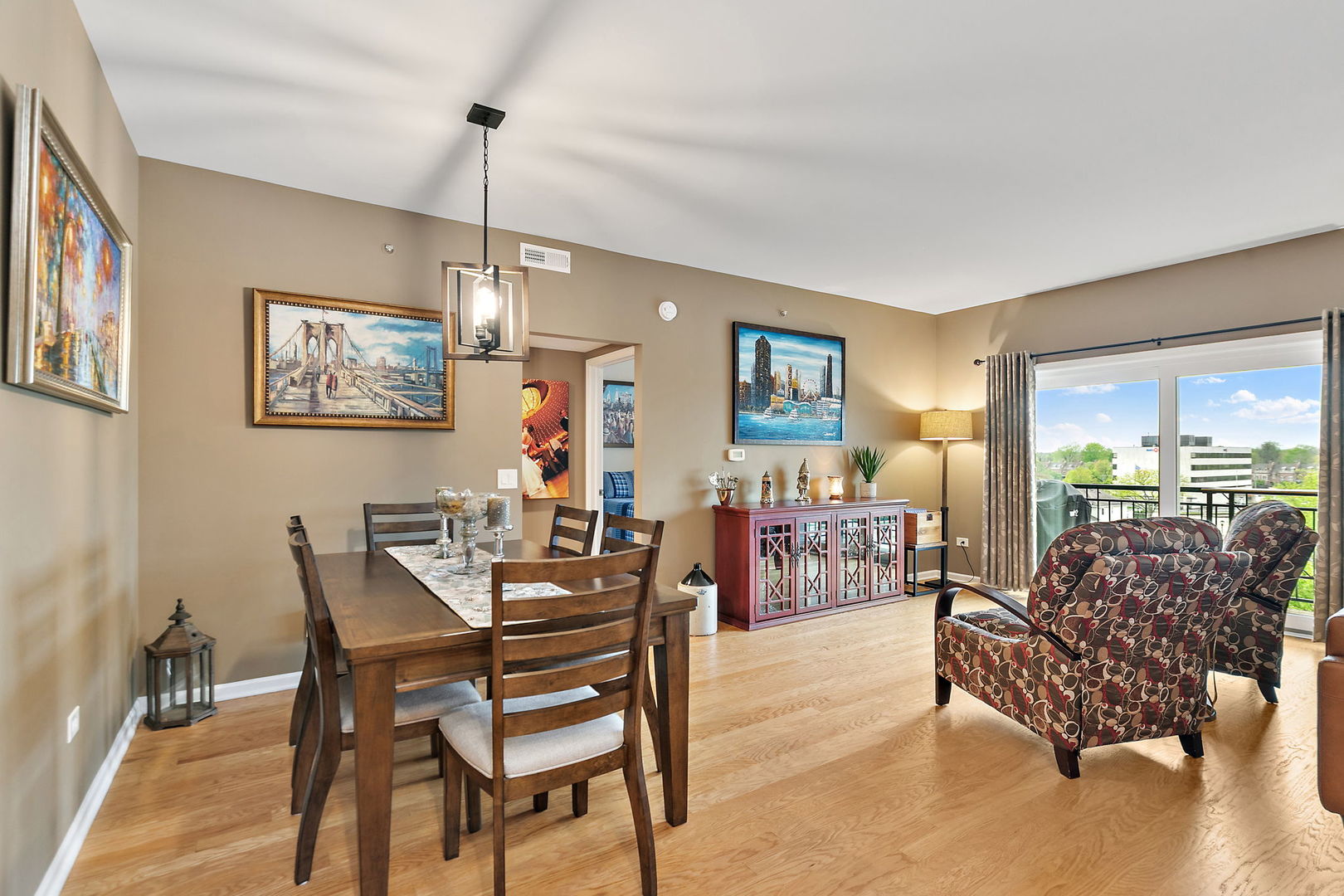 104 North Plum Grove Road, Unit 504 Palatine, IL 60067 - Photo 5 of 32