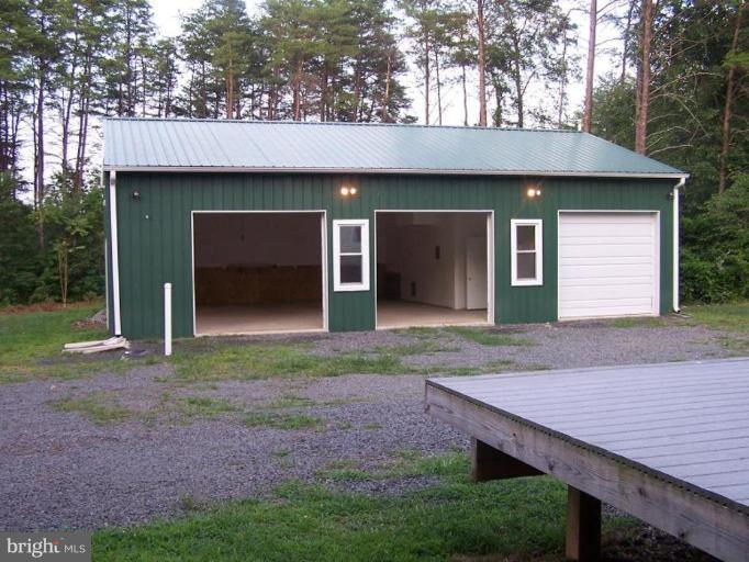 2471 Cromwell Road Catlett, VA 20119 - Photo 3 of 11 Garage 1