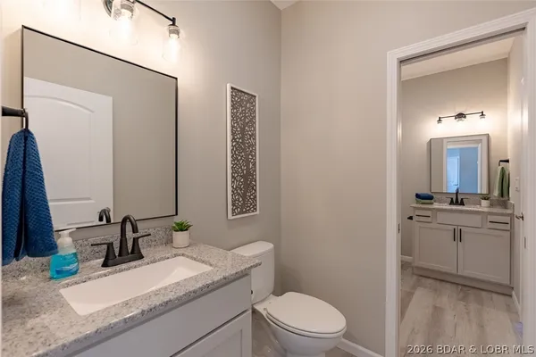 $449,000 | 290 Plaza Bch Drive, Unit 2D, Camdenton, MO 65020