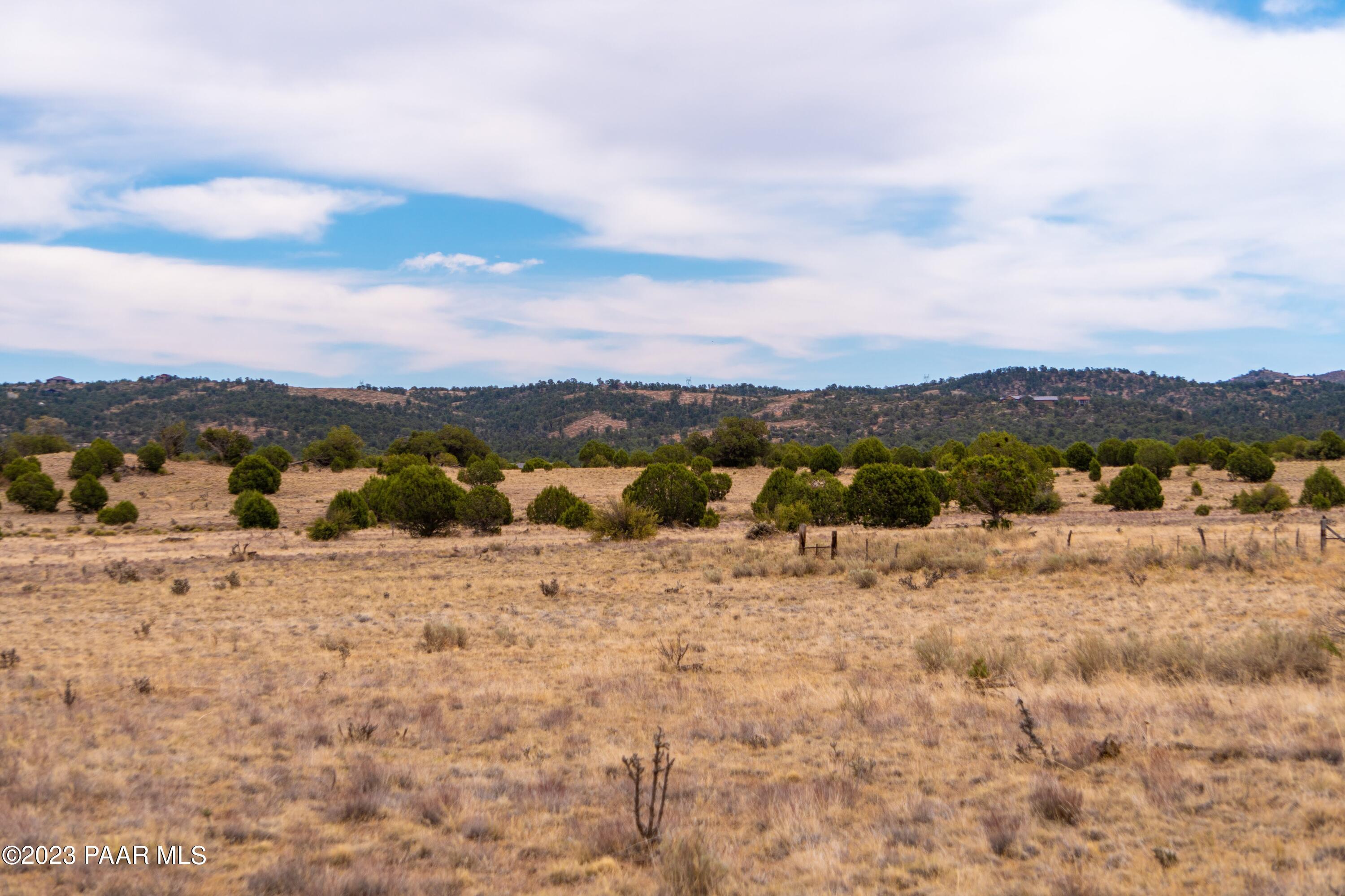12955 North Puntenney Road Prescott, AZ 86305 - Photo 5 of 36 Gentle Knoll looking East