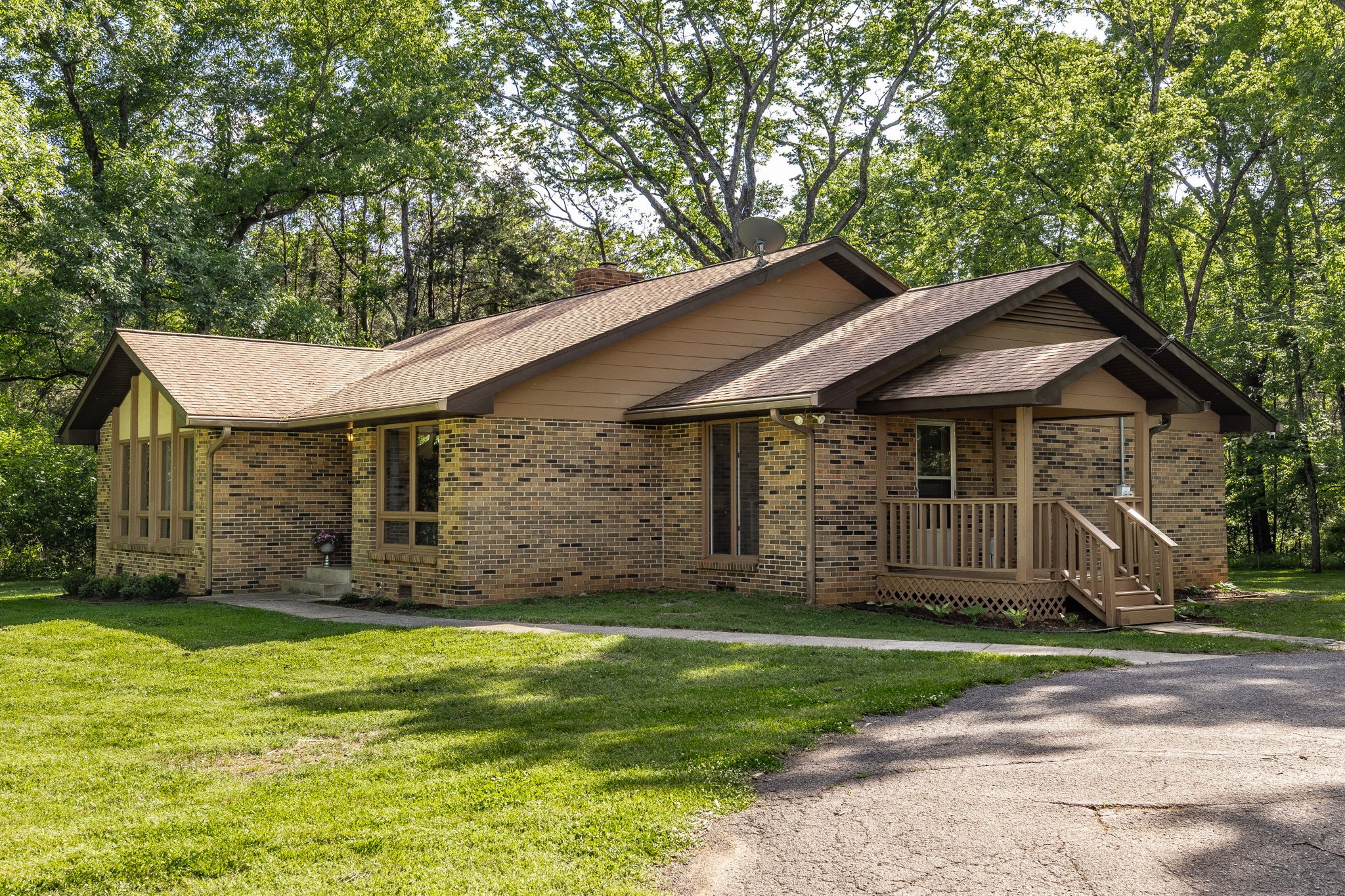 584 Shirley Road Smyrna, TN 37167 - Photo 3 of 73