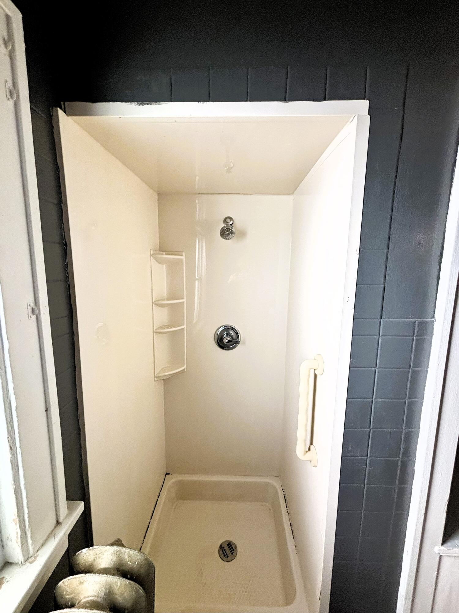 3531 North 20th Street Milwaukee, WI 53206 - Photo 14 of 33 Main Floor - Bathroom (3)