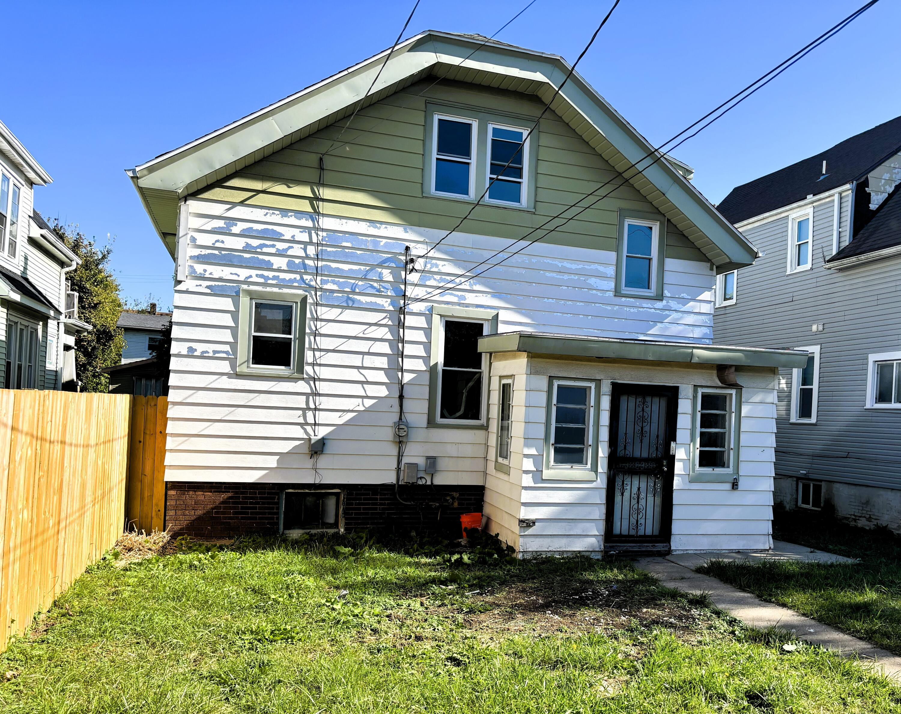 3531 North 20th Street Milwaukee, WI 53206 - Photo 32 of 33 Back