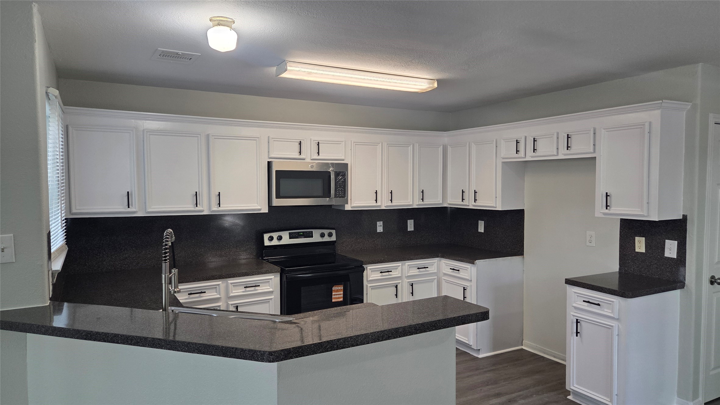 4121 Mallow Street, Unit A/B Houston, TX 77051 - Photo 7 of 50 Unit A - Kitchen