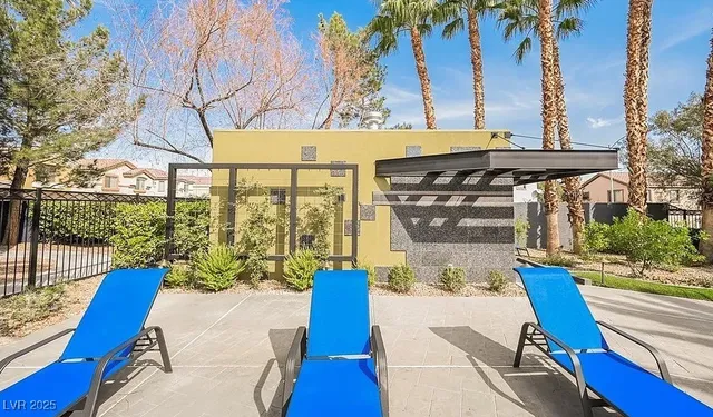 $1,950 | 9050 West Tropicana Avenue, Unit 1017, Las Vegas, NV 89147