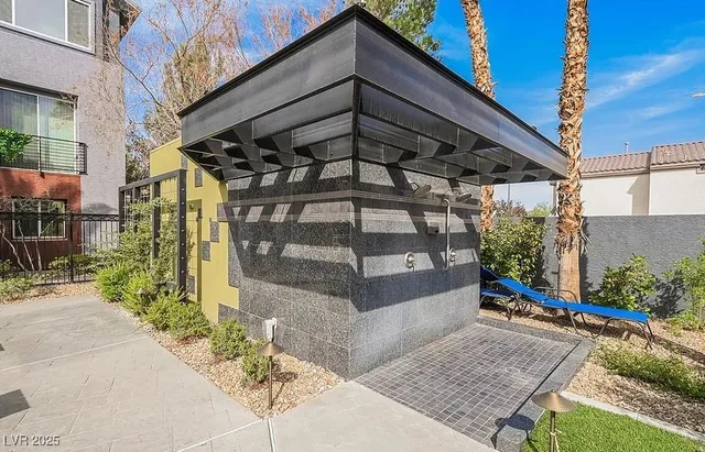 $1,950 | 9050 West Tropicana Avenue, Unit 1017, Las Vegas, NV 89147