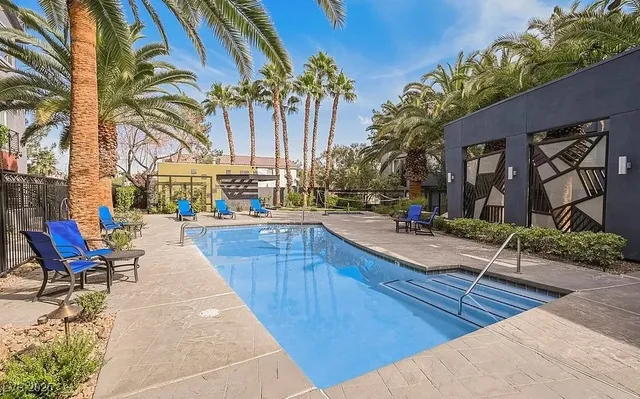 $1,950 | 9050 West Tropicana Avenue, Unit 1017, Las Vegas, NV 89147