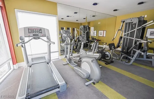 $1,950 | 9050 West Tropicana Avenue, Unit 1017, Las Vegas, NV 89147