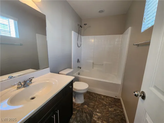 $1,950 | 9050 West Tropicana Avenue, Unit 1017, Las Vegas, NV 89147