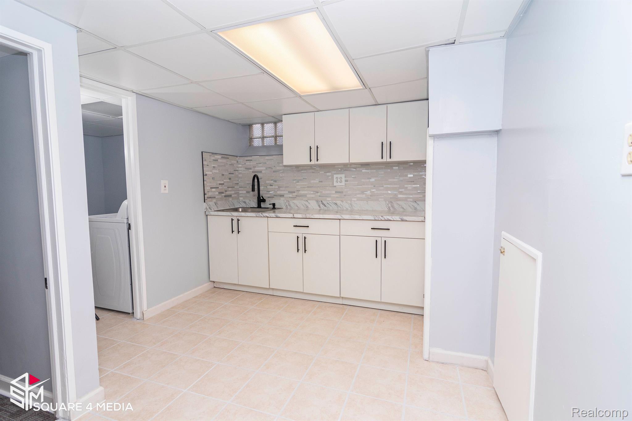 6794 Rutherford Street Detroit, MI 48228 - Photo 32 of 35 Gallery Image 32