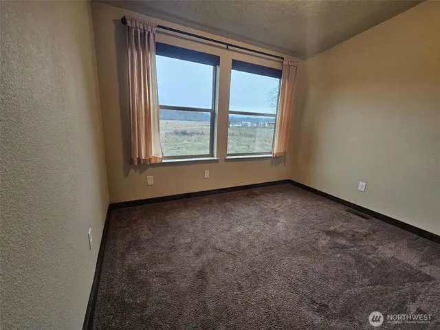 $2,300 | 575 Sweetgrass Lane, Shelton, WA 98584