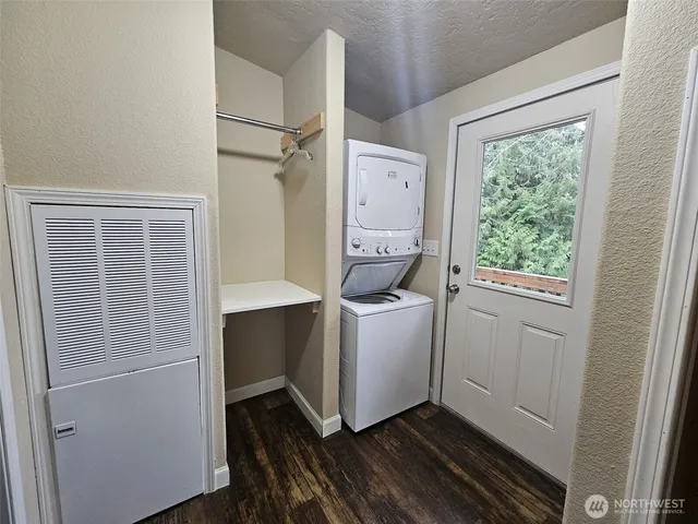 $2,300 | 575 Sweetgrass Lane, Shelton, WA 98584